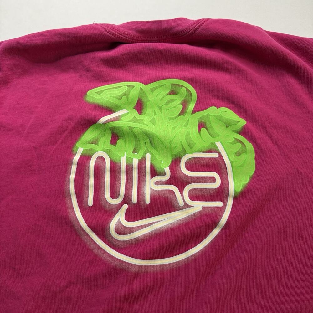 Nike The Nike Tee Men's M Pink Graphic Logo Crew Neck Short Sleeve T-Shirt